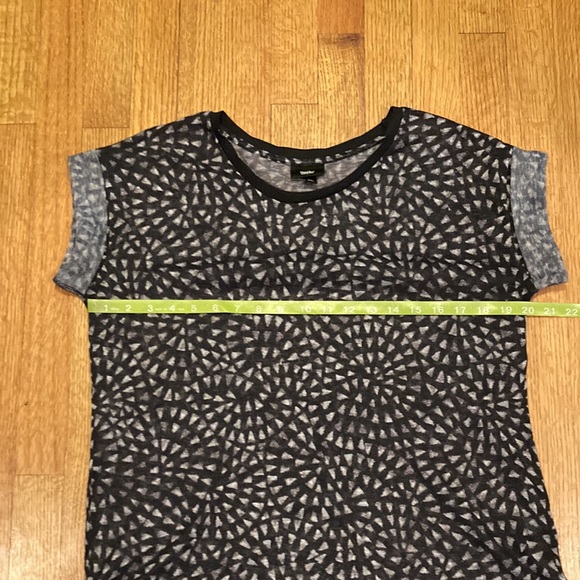 Mossimo Black and Gray Top Size Medium - Picture 11 of 12